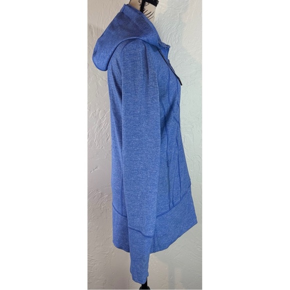 Lululemon Scuba Jacket Blue Hoodie High Neck Full Zip Thumb Holes, size 8 - Picture 4 of 13